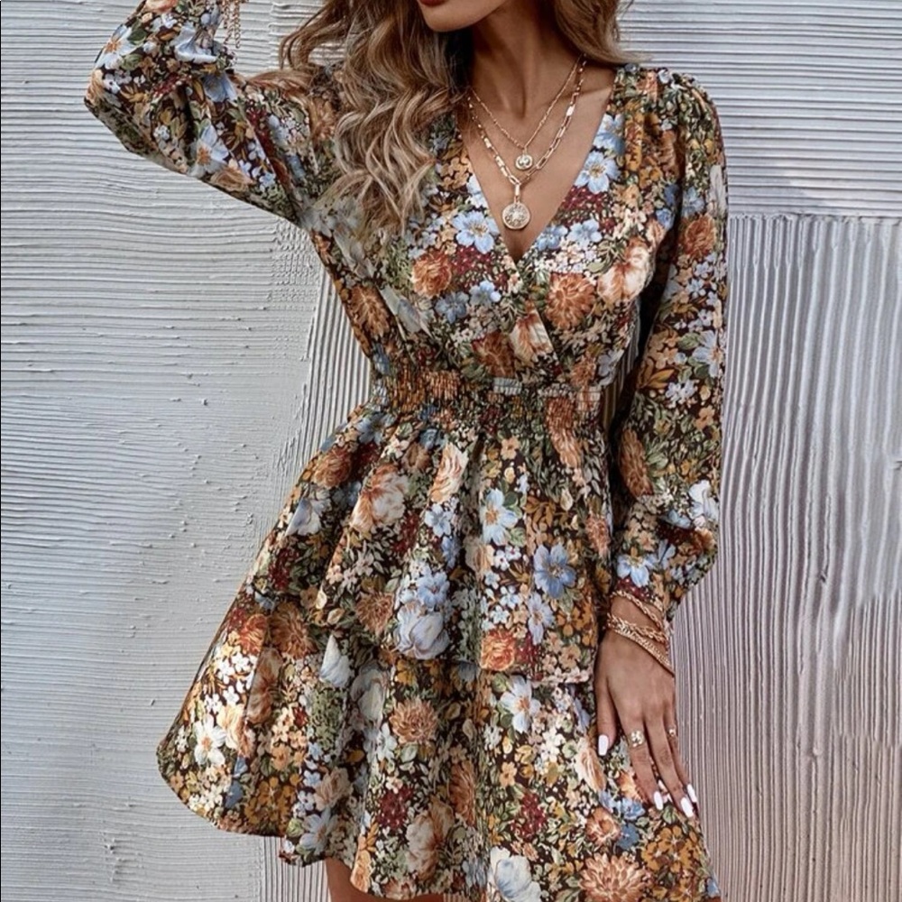 All over floral print surprise neck layered  hem dress